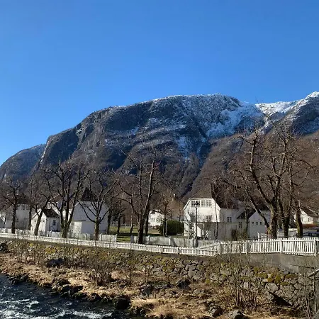 公寓 3 Roms Høyanger