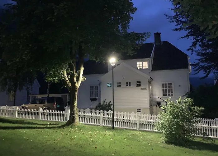 Lejlighed 3 Roms Høyanger