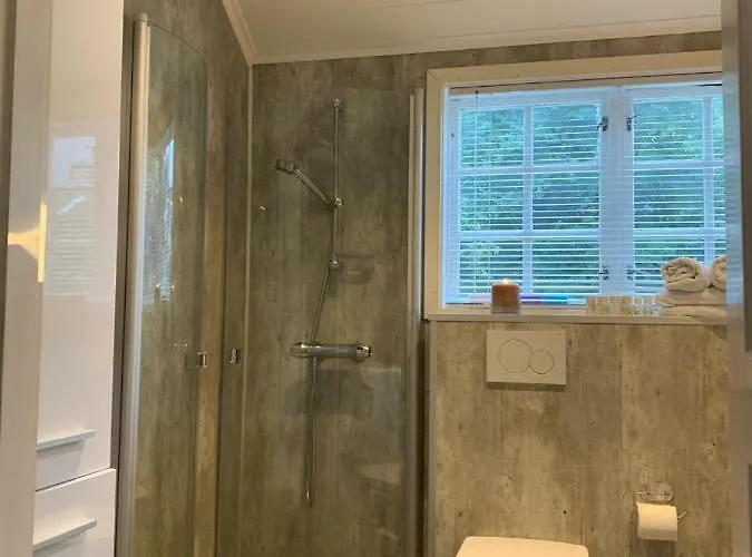 3 Roms Lejlighed Høyanger